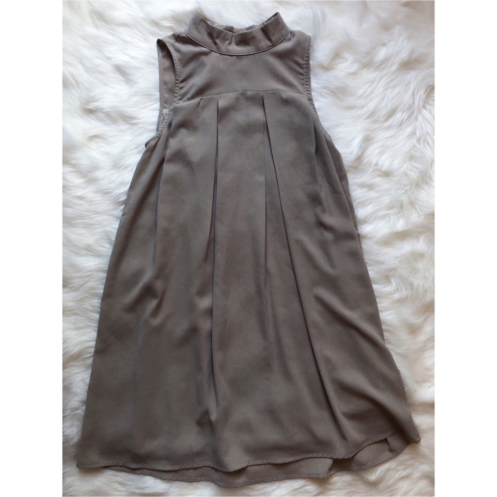 *25% OFF BUNDLE!* 
Very J Taupe Mock Neck Dress